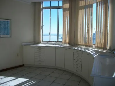 Sala Comercial à venda, 70m² no Centro Histórico, Porto Alegre