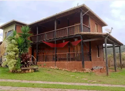 Casa com 3 Quartos à venda, 250m² no Santana do Riacho, Santana do Riacho