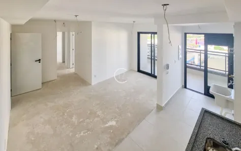 Apartamento com 2 Quartos à venda, 70m² no Condomínio Royal Park, São José dos Campos
