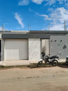 Casa com 3 Quartos à venda, 130m² no Frei Damião, Juazeiro do Norte
