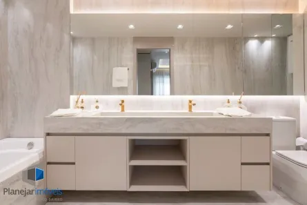 Apartamento com 3 Quartos à venda, 243m² no Jardim Europa, Porto Alegre