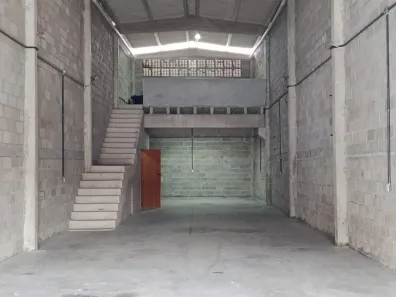 Galpão/Depósito/Armazém para alugar, 175m² no Tabuleiro do Martins, Maceió
