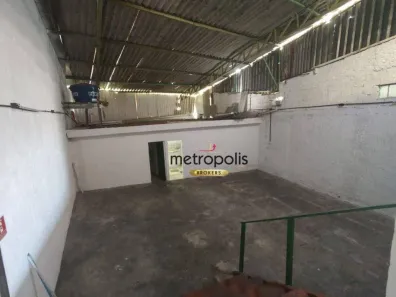 Sala Comercial para alugar, 362m² no Jardim Santo Antônio, Santo André