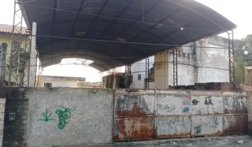 Galpão/Depósito/Armazém à venda, 360m² no Santa Catarina, São Gonçalo