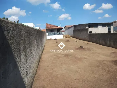 Casa com 2 Quartos à venda, 120m² no Jardim Califórnia, Jacareí