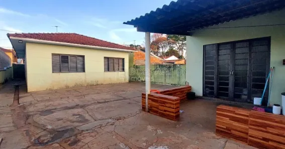 Casa com 3 Quartos à venda, 194m² no Vila Melhado, Araraquara