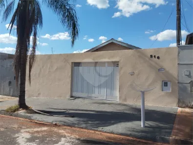 Casa com 2 Quartos à venda, 69m² no Jardim Roberto Selmi Dei, Araraquara