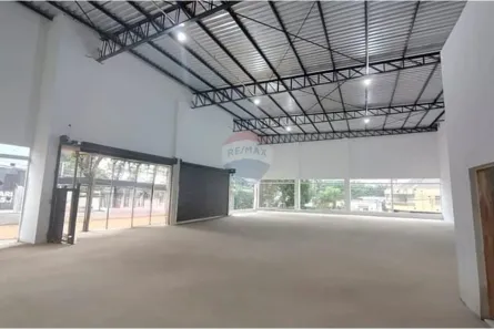 Sala Comercial para alugar, 400m² no Vila Scarpelli, Santo André