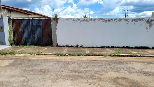 Lote/Terreno à venda, 390m² no Anápolis City, Anápolis