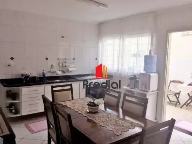 Casa com 2 Quartos para alugar, 116m² no Vila Floresta, Santo André