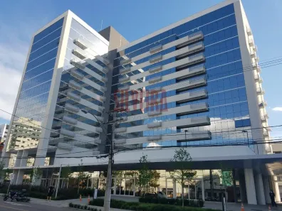 Sala Comercial à venda, 31m² no Santana, Porto Alegre