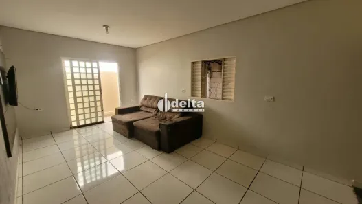com 3 Quartos à venda, 200m² no Jardim Europa, Uberlândia