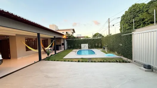 Casa com 4 Quartos à venda, 300m² no Capim Macio, Natal