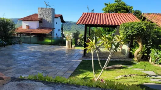 Casa de Condomínio com 4 Quartos à venda, 180m² no Alpes Suiços, Gravatá