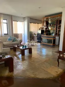Apartamento com 4 Quartos à venda, 280m² no Fundinho, Uberlândia