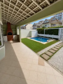 Casa de Condomínio com 5 Quartos à venda, 200m² no Recreio dos Bandeirantes, Rio de Janeiro