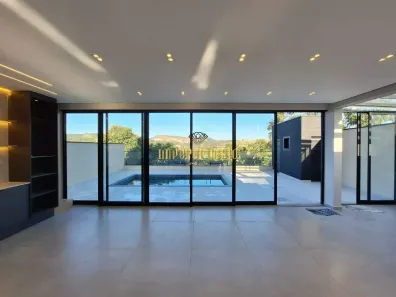 Casa de Condomínio com 3 Quartos à venda, 400m² no Parque Residencial Itapeti, Mogi das Cruzes