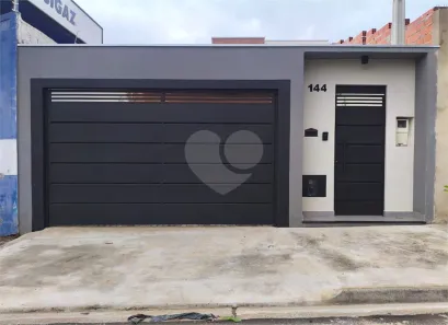 Casa com 3 Quartos à venda, 83m² no Loteamento Gramado II, Itapetininga