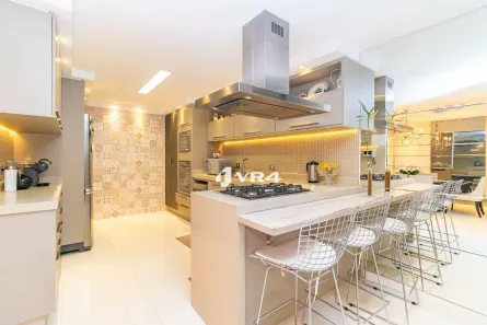 Casa com 5 Quartos à venda, 480m² no Boqueirão, Curitiba