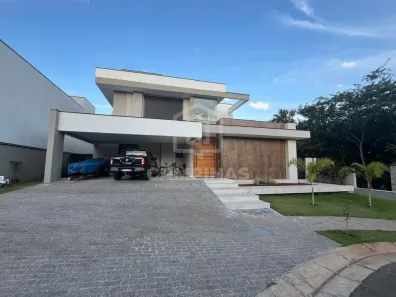 Sobrado com 3 Quartos à venda, 305m² no Swiss Park, Campinas