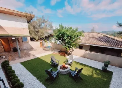 Casa de Condomínio com 3 Quartos à venda, 168m² no Chácara dos Junqueiras, Carapicuíba