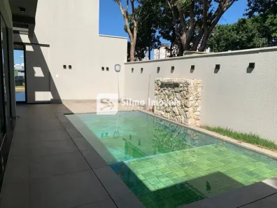 Casa com 4 Quartos à venda, 229m² no Laranjeiras, Uberlândia