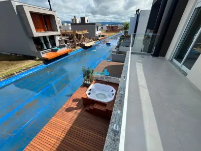 Casa de Condomínio com 3 Quartos à venda, 190m² no Beira Rio, Biguaçu