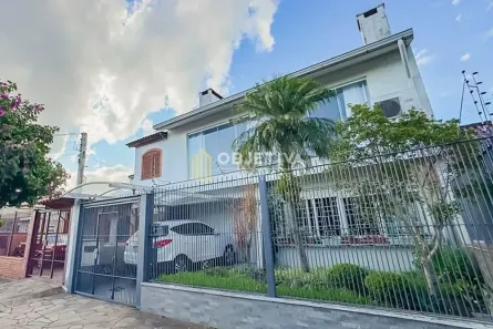 Casa com 4 Quartos à venda, 233m² no Santa Maria Goretti, Porto Alegre