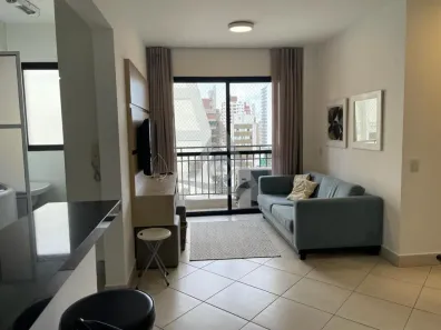 Apartamento com 2 Quartos para alugar, 50m² no Cambuí, Campinas