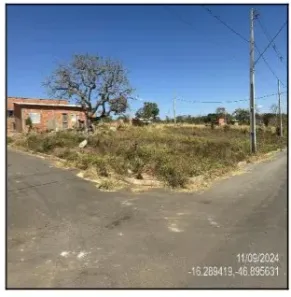 Lote/Terreno à venda, 235m² no Residencial Vitória, Unaí