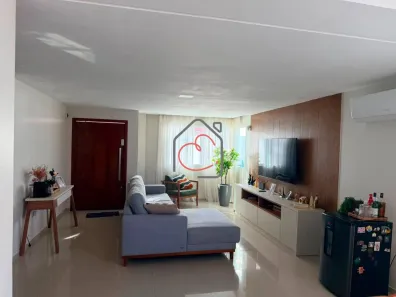 Casa com 3 Quartos à venda, 198m² no Lagoa, Macaé