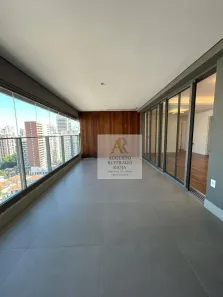 Apartamento com 3 Quartos à venda, 160m² no Vila Olímpia, São Paulo