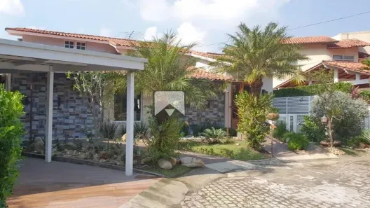 Casa com 4 Quartos à venda, 400m² no Mata Paca, Niterói