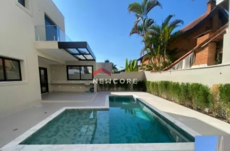 Casa de Condomínio com 4 Quartos à venda, 360m² no Alphaville, Santana de Parnaíba