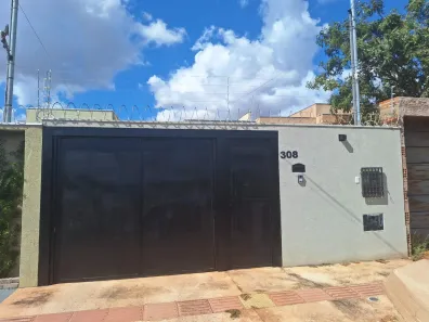 Casa com 3 Quartos para alugar, 90m² no Altos do Panamá, Campo Grande