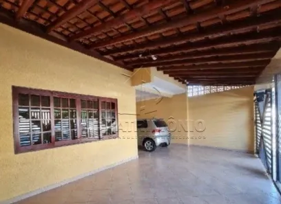Casa com 2 Quartos à venda, 212m² no Vila Angélica, Sorocaba