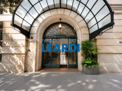Sala Comercial para alugar, 166m² no Centro, Arujá