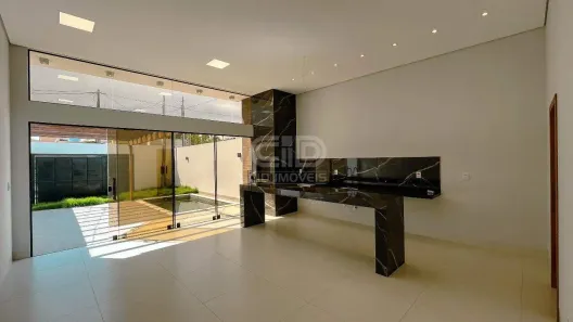 Casa com 3 Quartos à venda, 114m² no Jardim Universitário, Cuiabá
