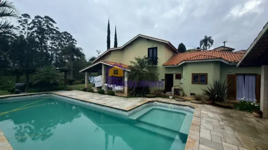 Casa de Condomínio com 3 Quartos para alugar, 400m² no Curral, Ibiúna