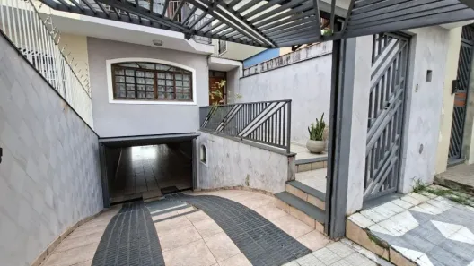 Sobrado com 3 Quartos à venda, 190m² no Jardim Virginia Bianca, São Paulo