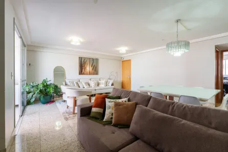 Apartamento com 3 Quartos à venda, 132m² no Sul, Brasília