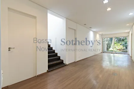 Casa com 3 Quartos à venda, 300m² no Vila Nova Conceição, São Paulo