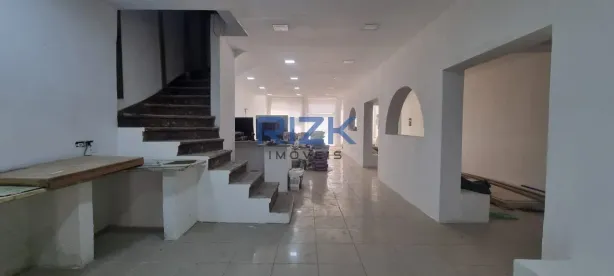 Prédio Residencial com 3 Quartos para alugar, 210m² no Cambuci, São Paulo