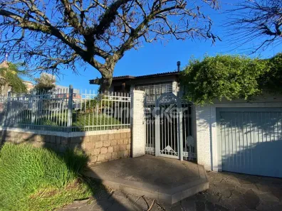 Sala Comercial com 3 Quartos para alugar, 361m² no Três Figueiras, Porto Alegre