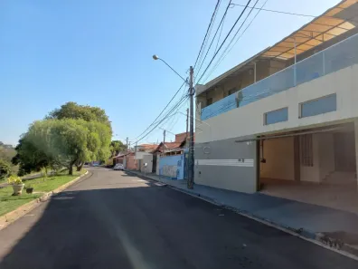 Sobrado com 3 Quartos à venda, 286m² no Jardim Dom Henrique, Botucatu
