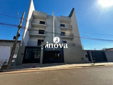 Apartamento com 2 Quartos à venda, 74m² no Santa Maria, Uberaba