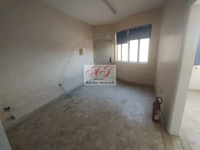 Sala Comercial para alugar, 102m² no Centro, Santos