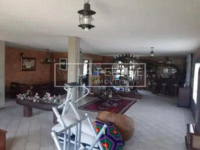 Casa com 3 Quartos para alugar, 450m² no Cruzeiro, São José dos Pinhais