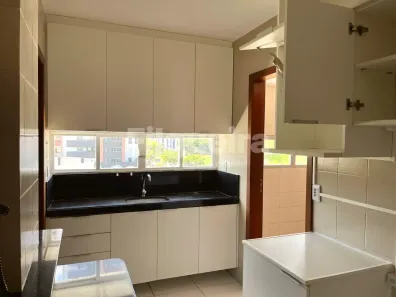 Apartamento com 2 Quartos para alugar, 60m² no Petrópolis, Natal