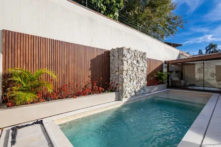 Casa com 4 Quartos à venda, 343m² no São Lourenço, Curitiba
